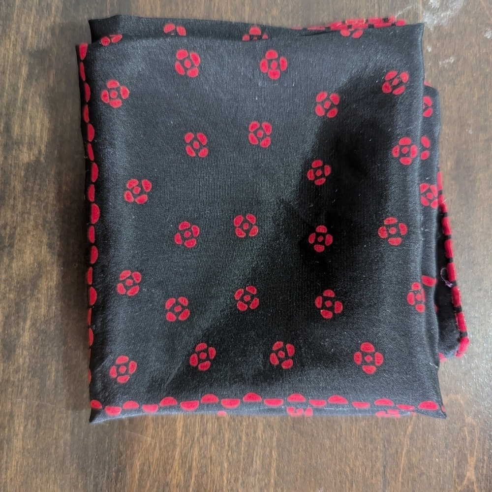 Silk Vintage 2 Gentlemen's Handkerchief pocket square handrolled sewn